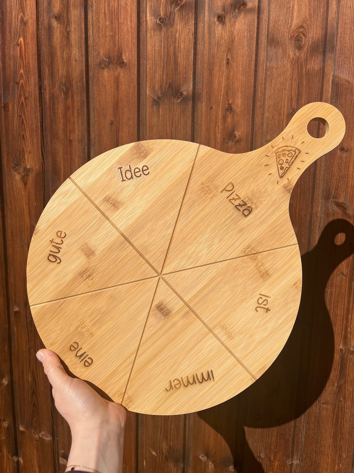 Pizzabrett mit Griff (personalisierbar)